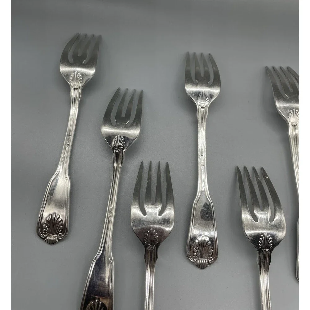 Towle Boston Shell‎ Silverplate Lot of 7 Salad Forks